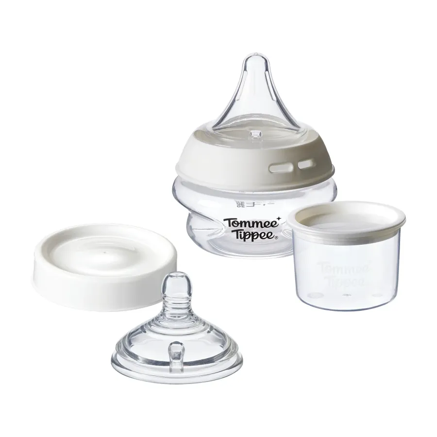 Coffret premier biberon avec 2 formes de tétines